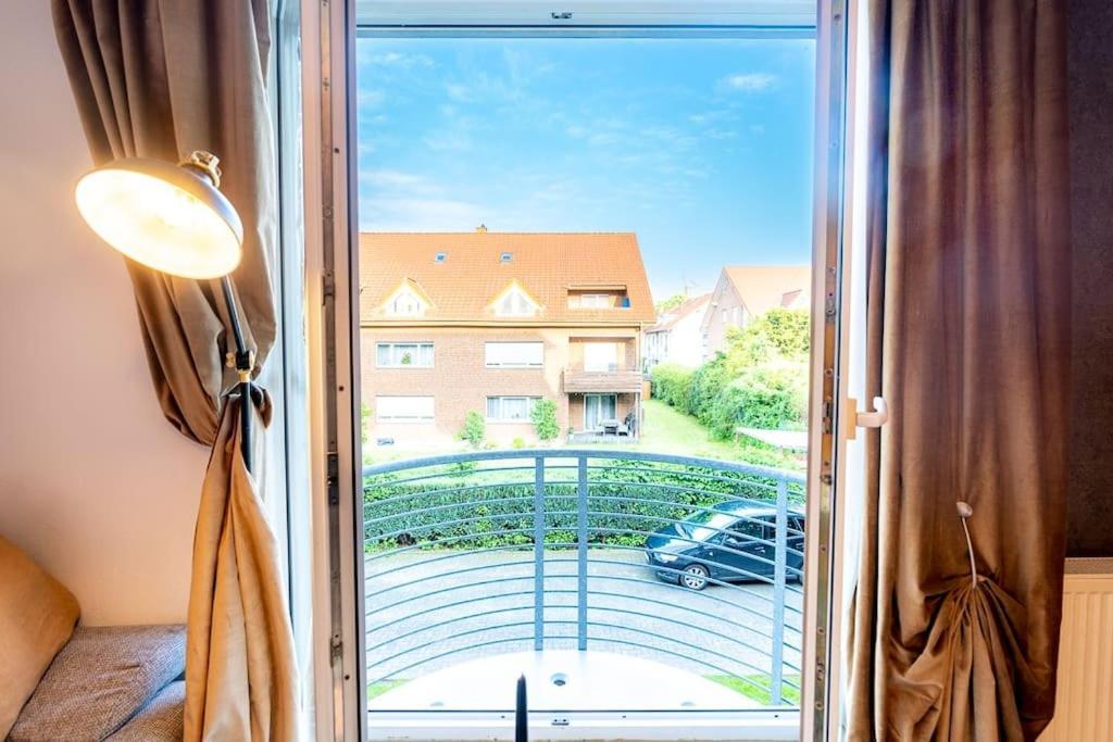 Golden Nugget Inkl Wlan, Parkplatz Apartment Detmold Ngoại thất bức ảnh