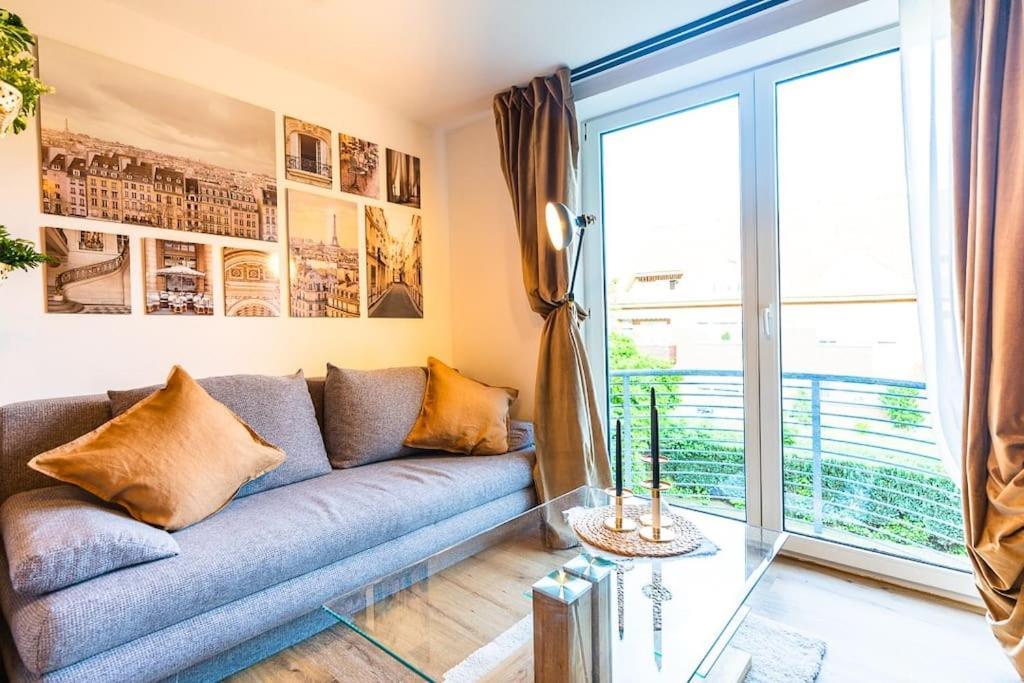 Golden Nugget Inkl Wlan, Parkplatz Apartment Detmold Ngoại thất bức ảnh